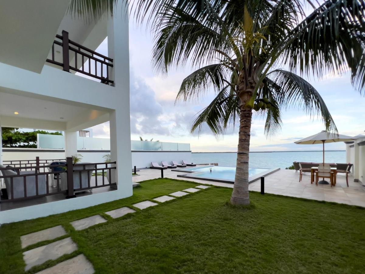 Zanzibar Dt Beachfront Villa Mkunguni Eksteriør billede