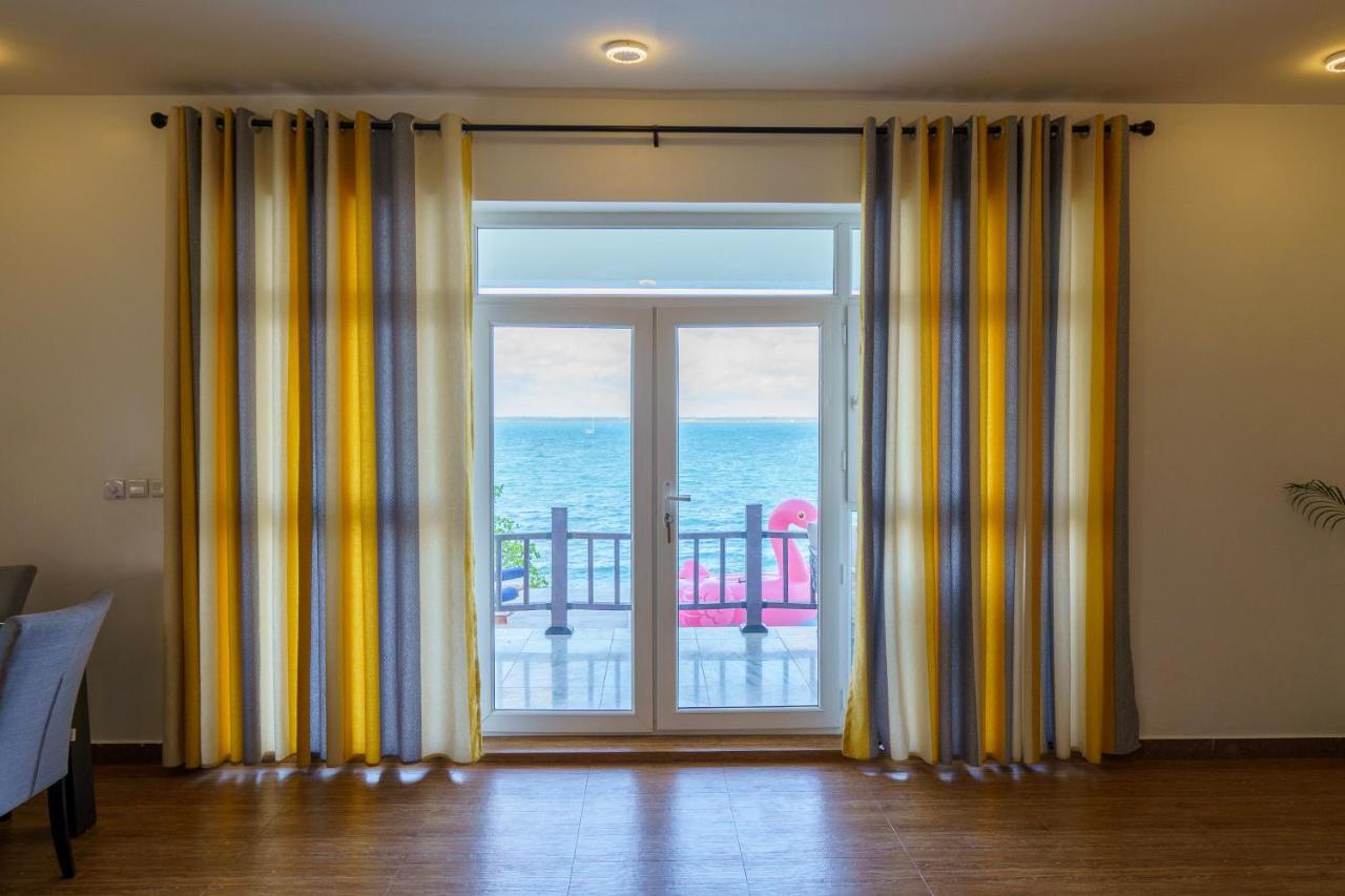 Zanzibar Dt Beachfront Villa Mkunguni Eksteriør billede